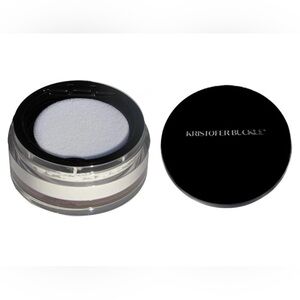 Kristofer Buckle Translucent Loose Setting Powder